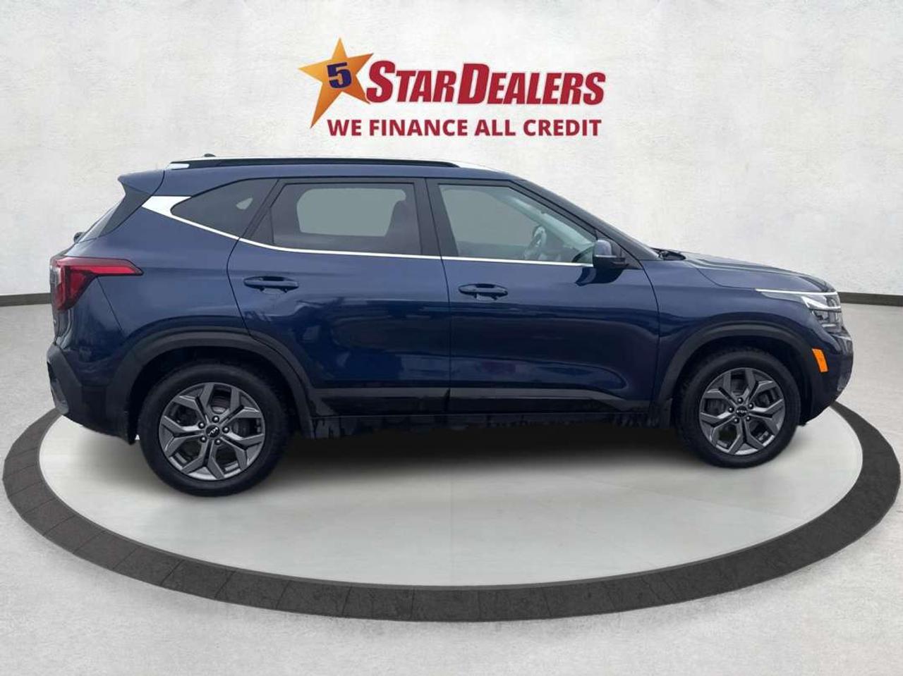 2024 Kia Seltos AWD SUNROOF HEATED SEATS! WE FINANCE ALL CREDIT Photo