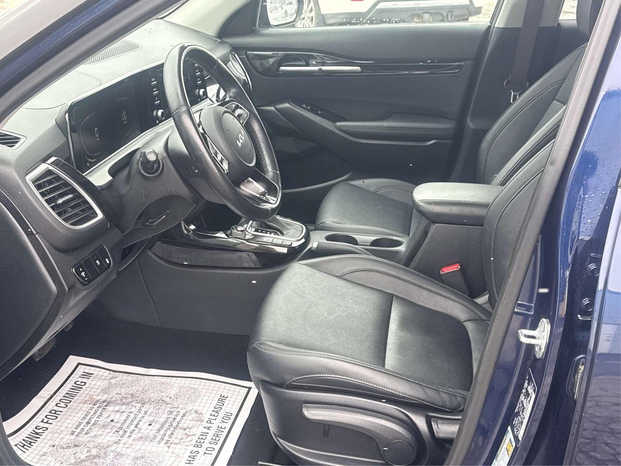 2024 Kia Seltos AWD SUNROOF HEATED SEATS! WE FINANCE ALL CREDIT Photo