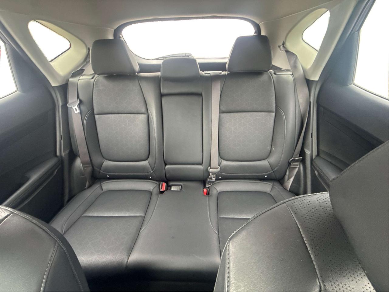 2024 Kia Seltos AWD SUNROOF HEATED SEATS! WE FINANCE ALL CREDIT Photo