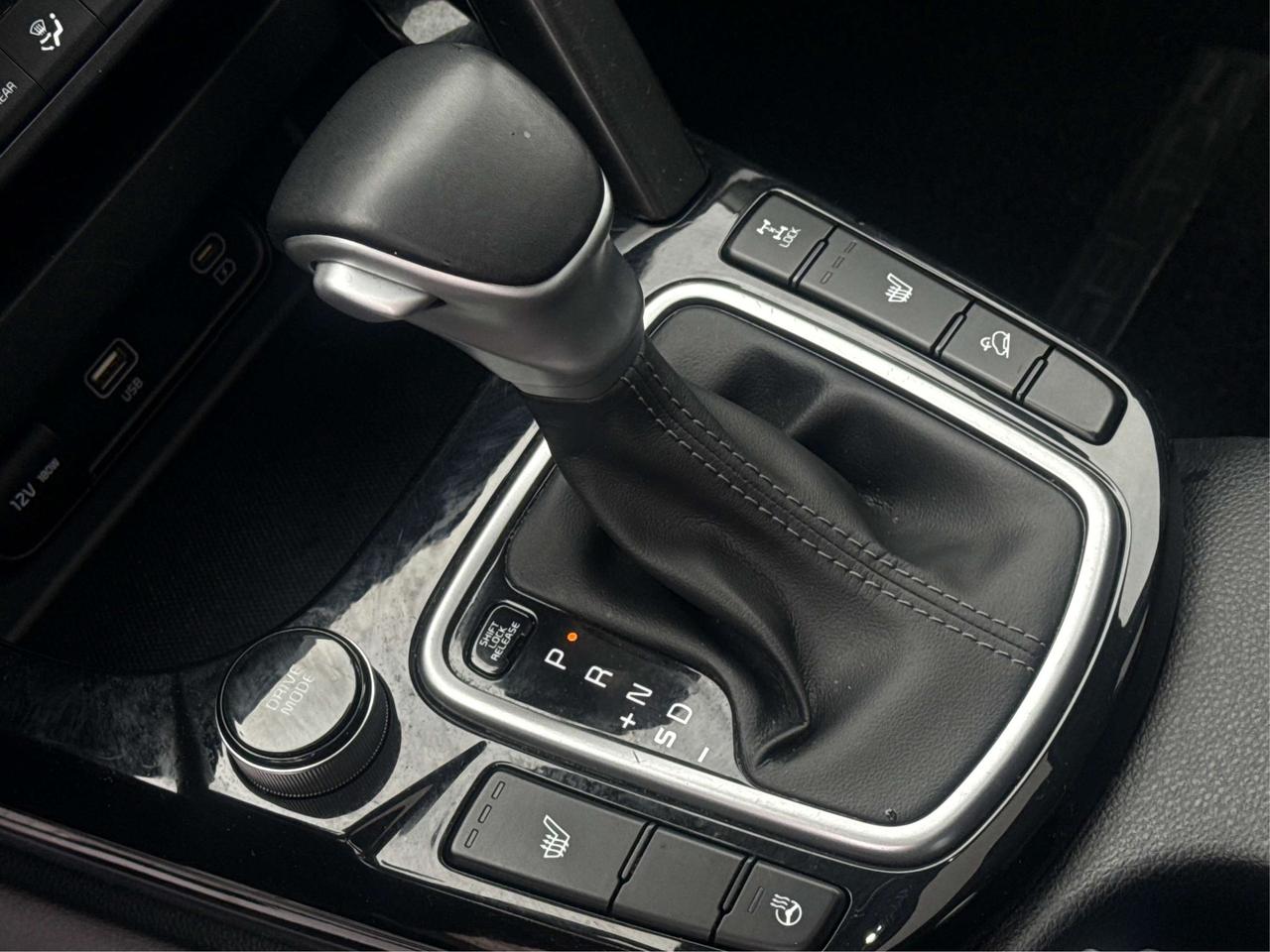 2024 Kia Seltos AWD SUNROOF HEATED SEATS! WE FINANCE ALL CREDIT Photo