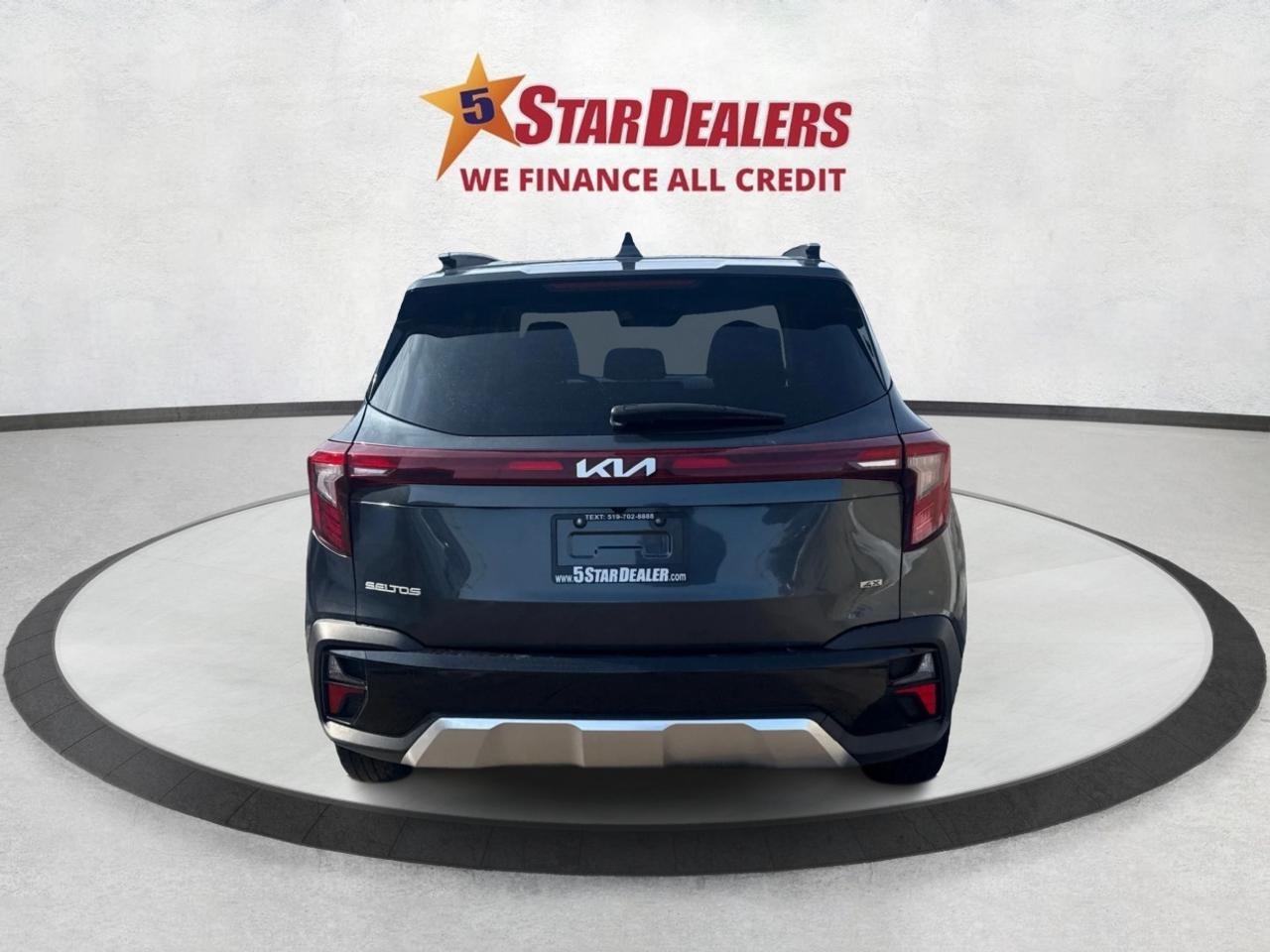 2024 Kia Seltos AWD SUNROOF HEATED SEATS! WE FINANCE ALL CREDIT Photo