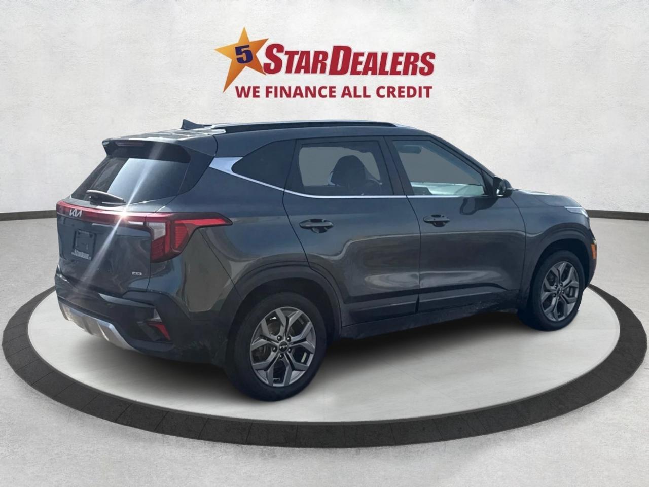 2024 Kia Seltos AWD SUNROOF HEATED SEATS! WE FINANCE ALL CREDIT Photo