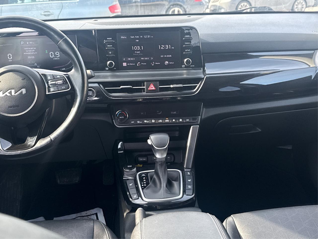 2024 Kia Seltos AWD SUNROOF HEATED SEATS! WE FINANCE ALL CREDIT Photo