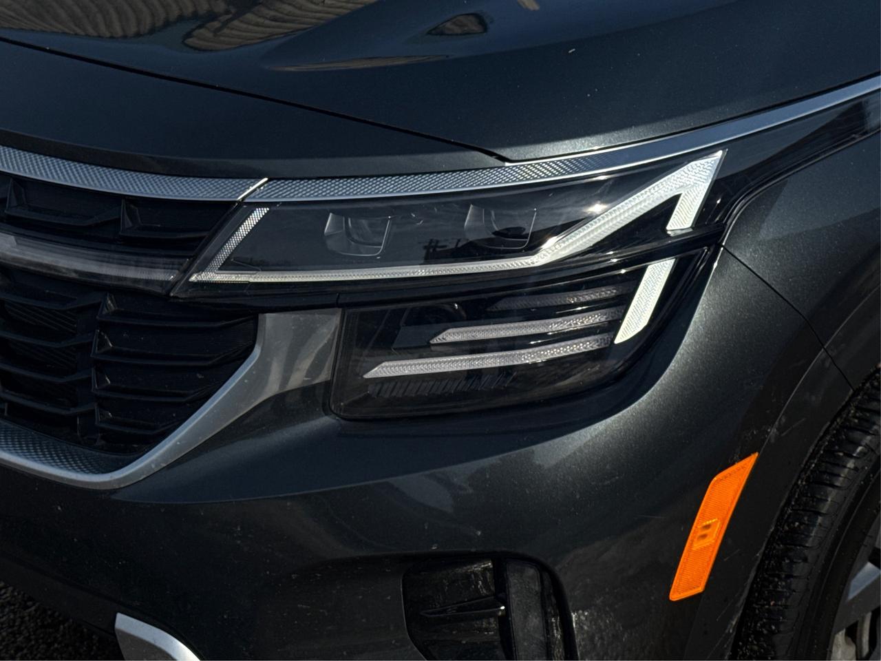 2024 Kia Seltos AWD SUNROOF HEATED SEATS! WE FINANCE ALL CREDIT Photo