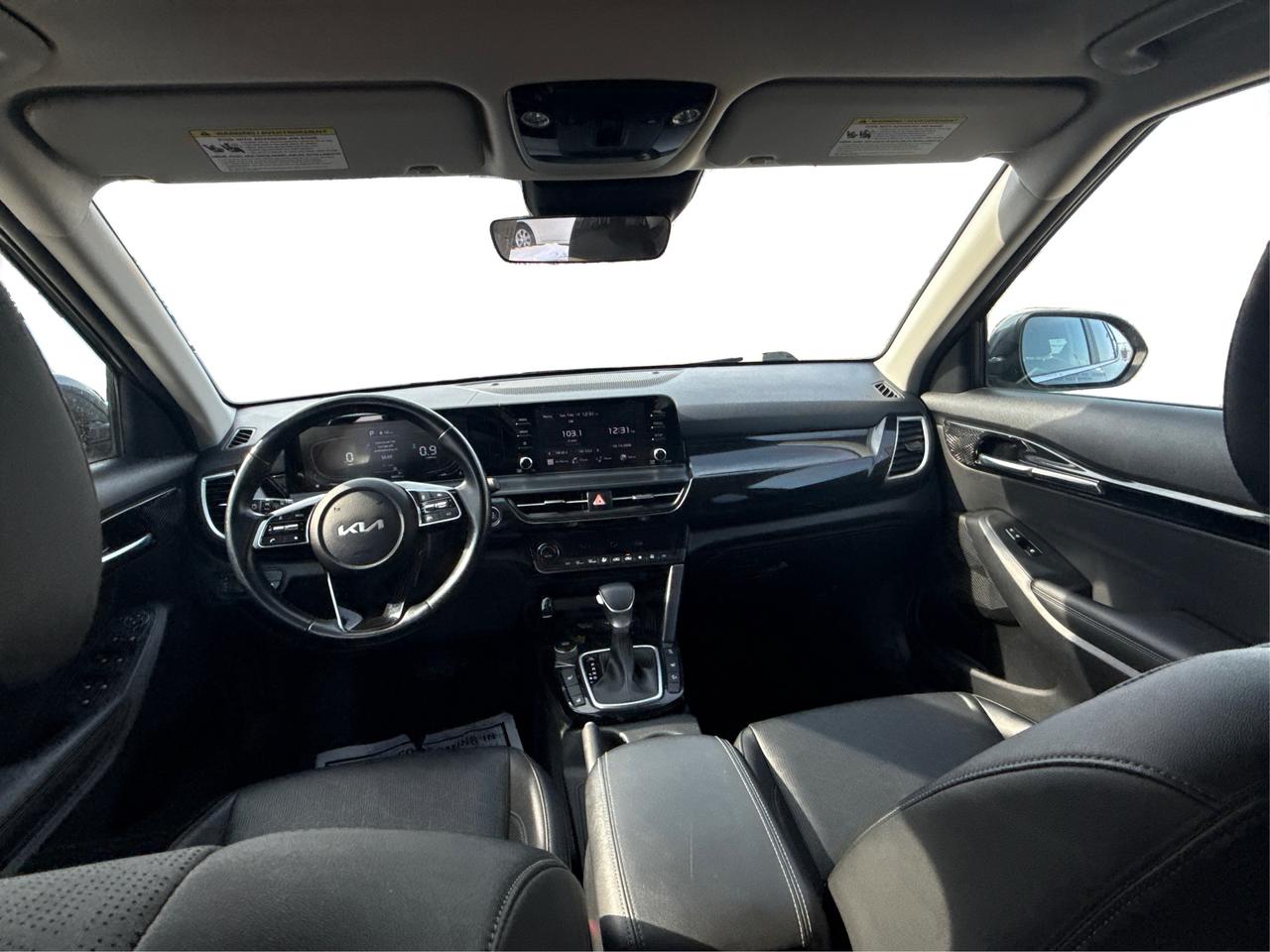 2024 Kia Seltos AWD SUNROOF HEATED SEATS! WE FINANCE ALL CREDIT Photo