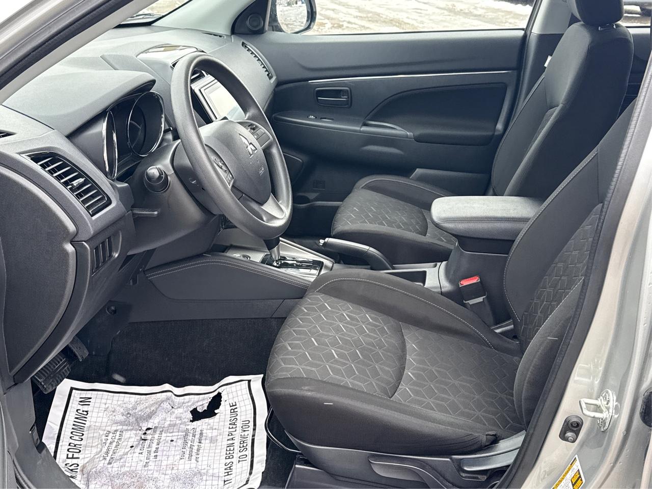 2024 Mitsubishi RVR ES AWD HEATED SEATS LOADED WE FINANCE ALL CREDIT Photo