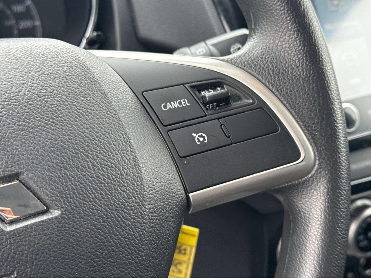 2024 Mitsubishi RVR ES AWD HEATED SEATS LOADED WE FINANCE ALL CREDIT Photo