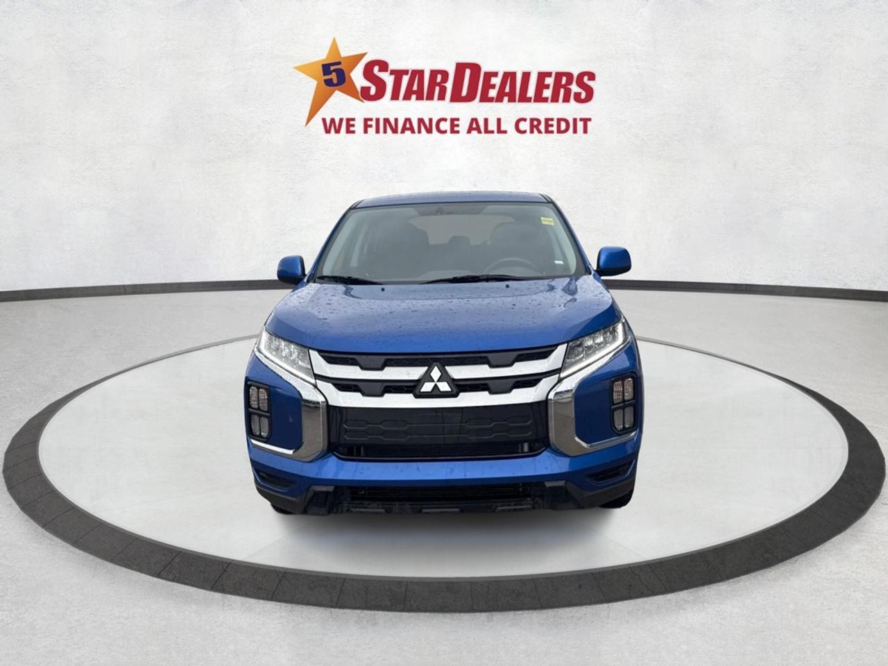 2024 Mitsubishi RVR AWD HEATED SEATS MINT WE FINANCE ALL CREDIT! Photo