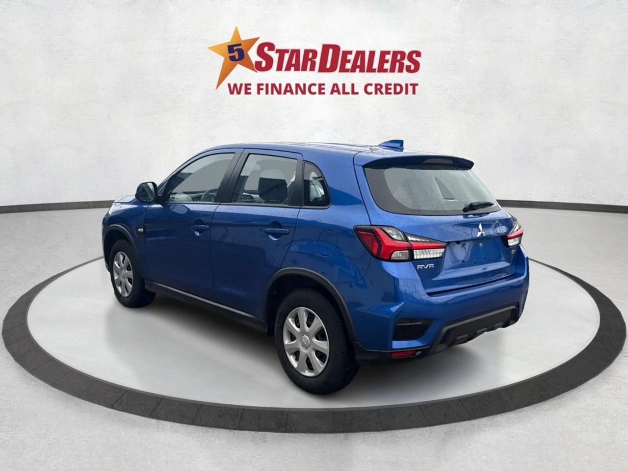 2024 Mitsubishi RVR AWD HEATED SEATS MINT WE FINANCE ALL CREDIT! Photo