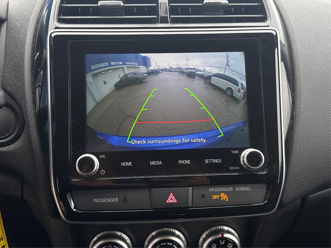 2024 Mitsubishi RVR AWD HEATED SEATS MINT WE FINANCE ALL CREDIT! Photo