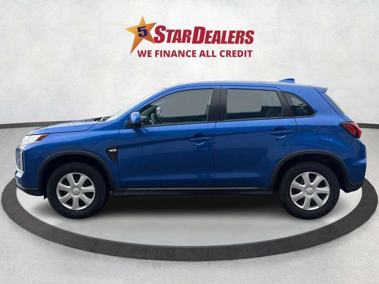 2024 Mitsubishi RVR AWD HEATED SEATS MINT WE FINANCE ALL CREDIT! Photo