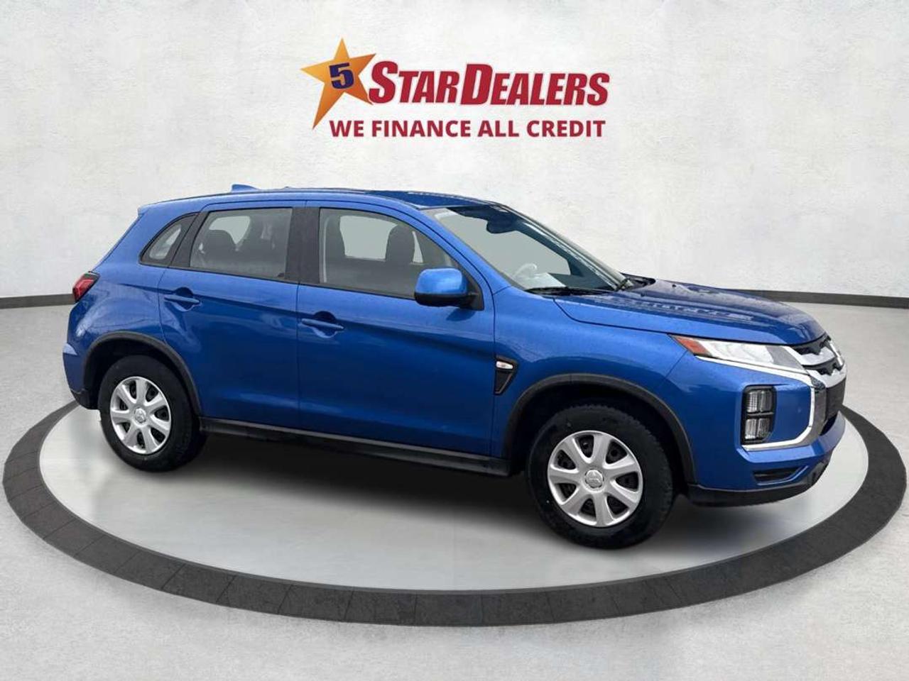 2024 Mitsubishi RVR AWD HEATED SEATS MINT WE FINANCE ALL CREDIT! Photo