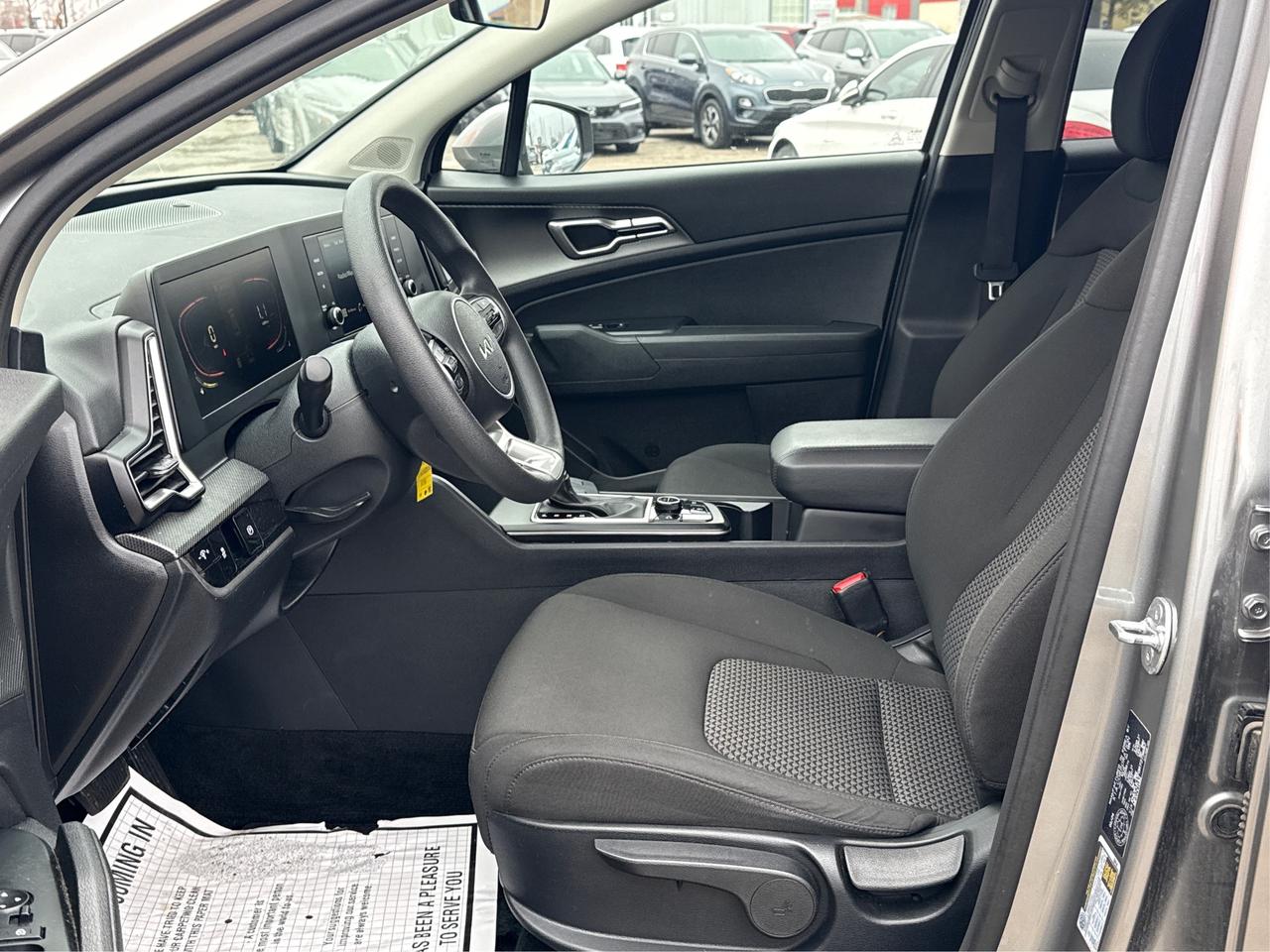 2024 Kia Sportage AWD CERTIFIED MINT CONDITION WE FINANCE ALL CREDIT Photo