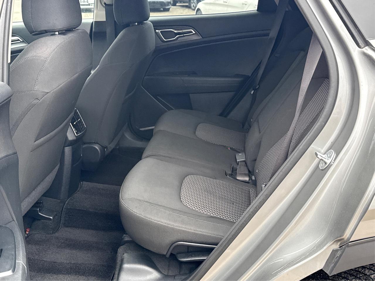 2024 Kia Sportage AWD CERTIFIED MINT CONDITION WE FINANCE ALL CREDIT Photo