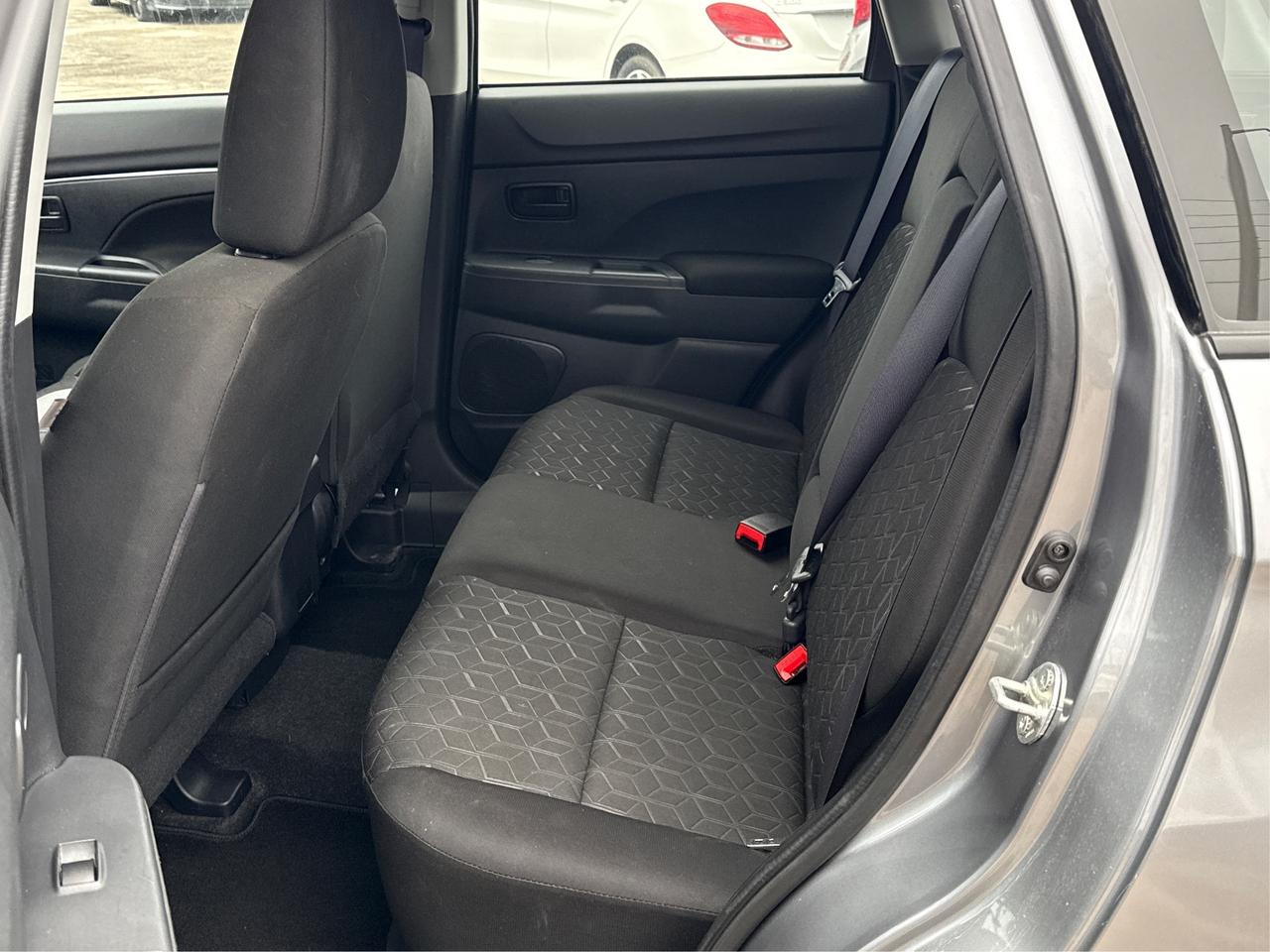 2024 Mitsubishi RVR ES AWD HEATED SEATS LOADED WE FINANCE ALL CREDIT Photo