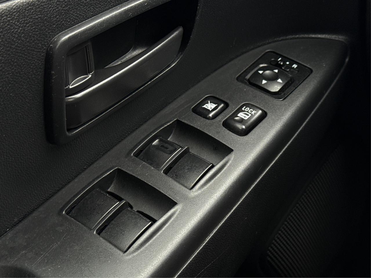 2024 Mitsubishi RVR ES AWD HEATED SEATS LOADED WE FINANCE ALL CREDIT Photo