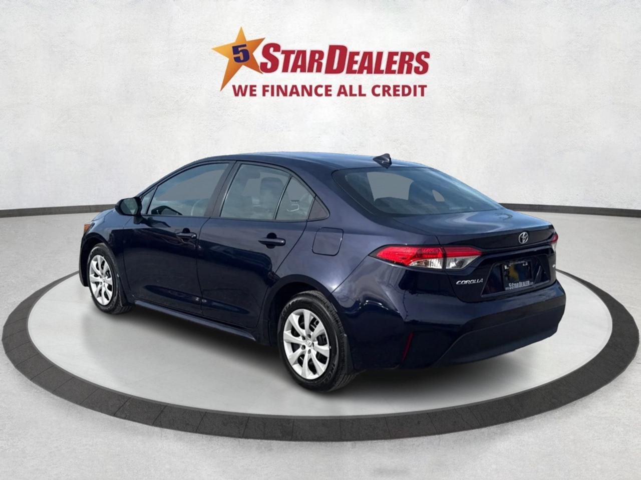 2024 Toyota Corolla LE CLEAN LOW KM MUST SEE WE FINANCE ALL CREDIT! Photo4