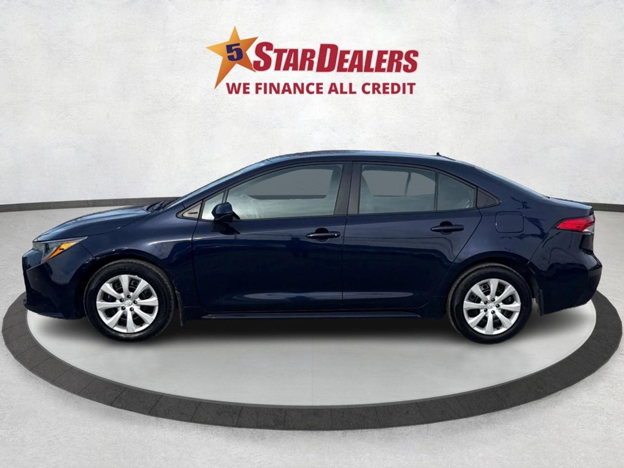 2024 Toyota Corolla LE CLEAN LOW KM MUST SEE WE FINANCE ALL CREDIT! Photo3