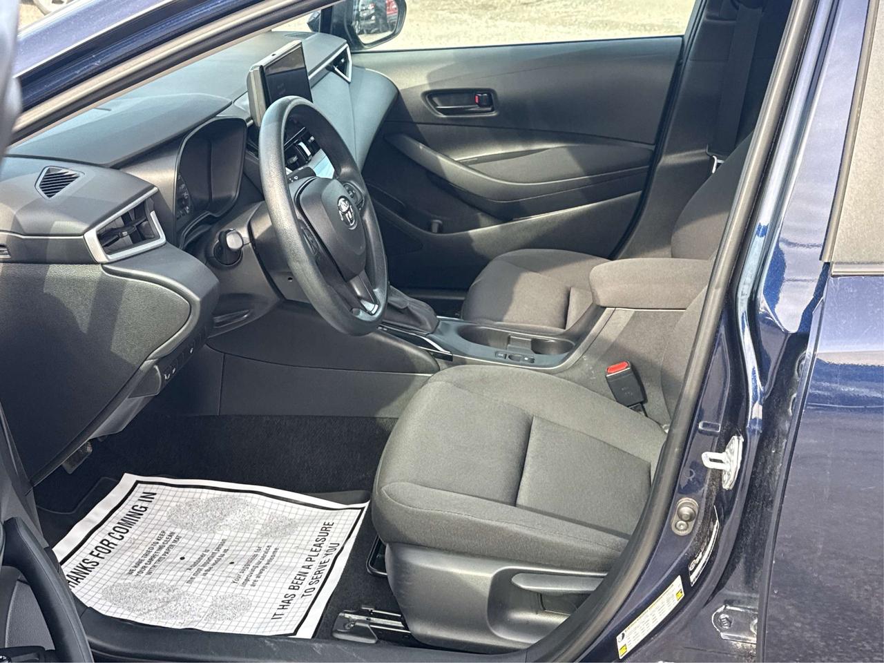 2024 Toyota Corolla LE CLEAN LOW KM MUST SEE WE FINANCE ALL CREDIT! Photo