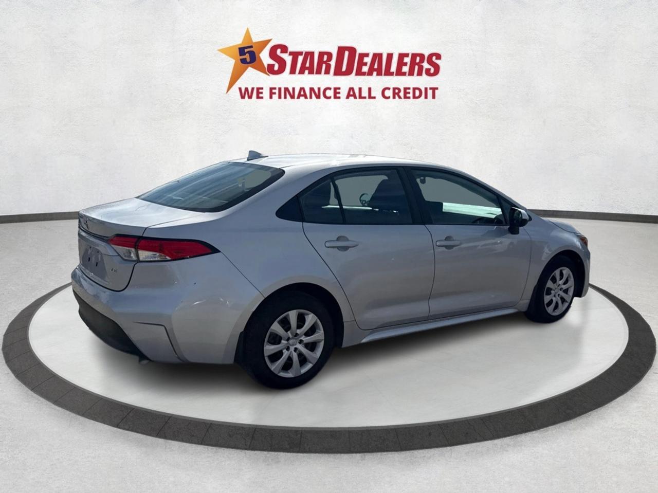 2024 Toyota Corolla LE HEATED SEATS MINT! WE FINANCE ALL CREDIT! Photo