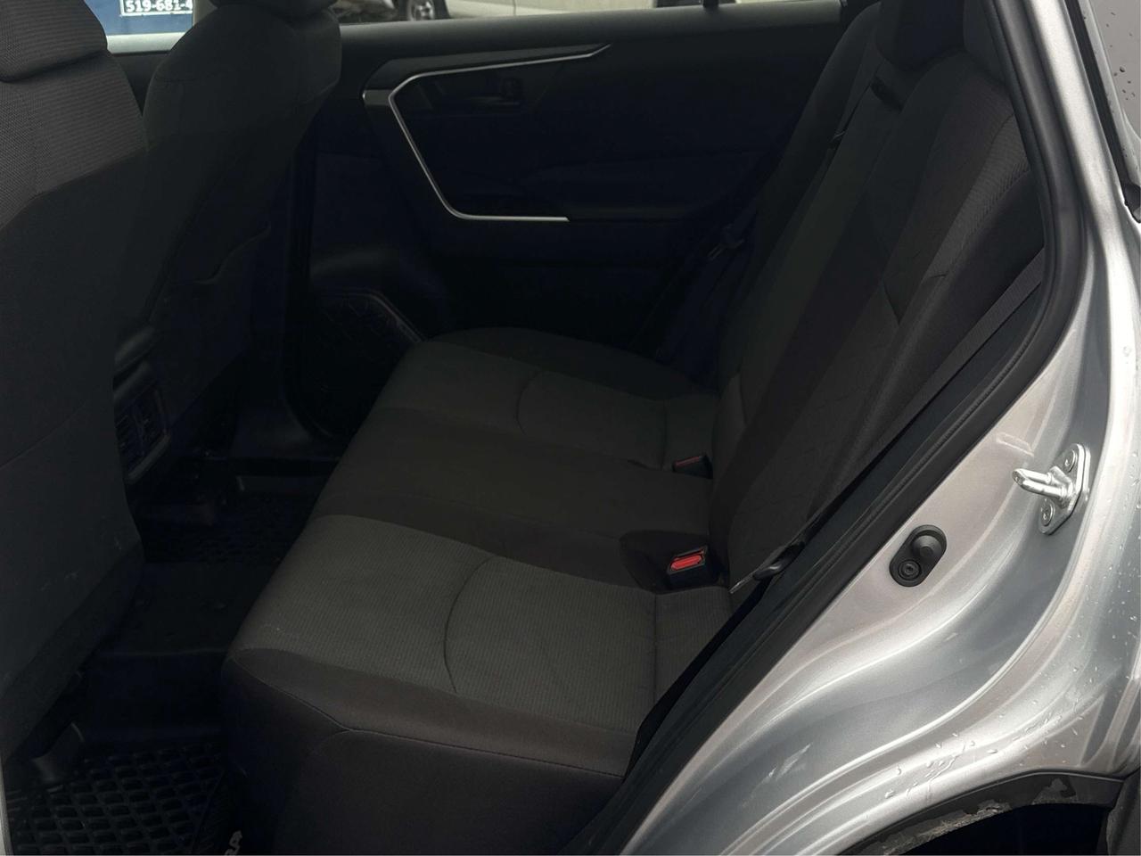 2024 Toyota RAV4 LE AWD CERTIFIED ! MINT! WE FINANCE ALL CREDIT Photo