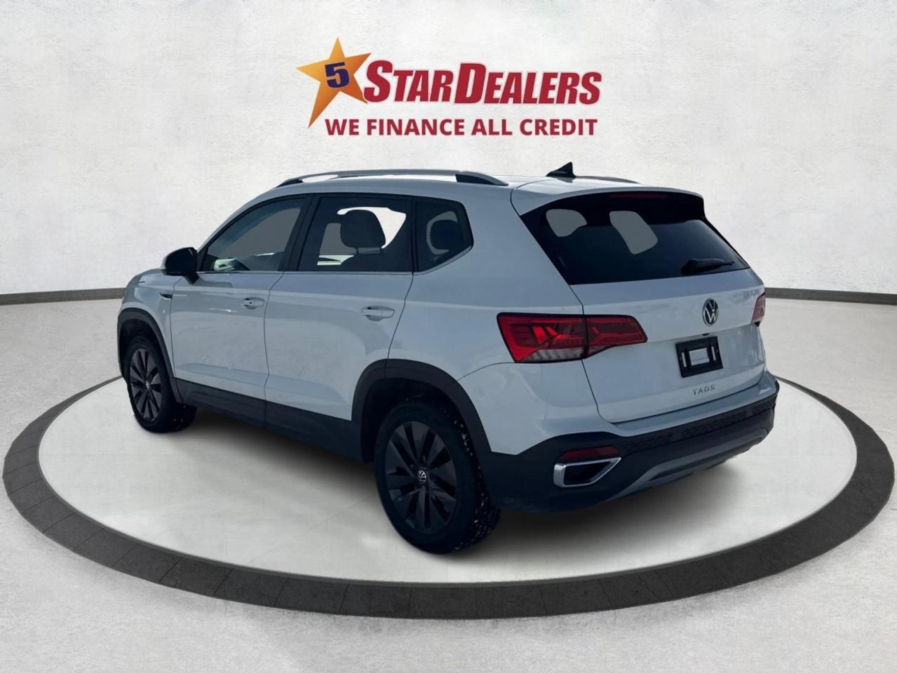 2024 Volkswagen Taos HEATED SEATS REMOTE START WE FINANCE ALL CREDIT Photo4