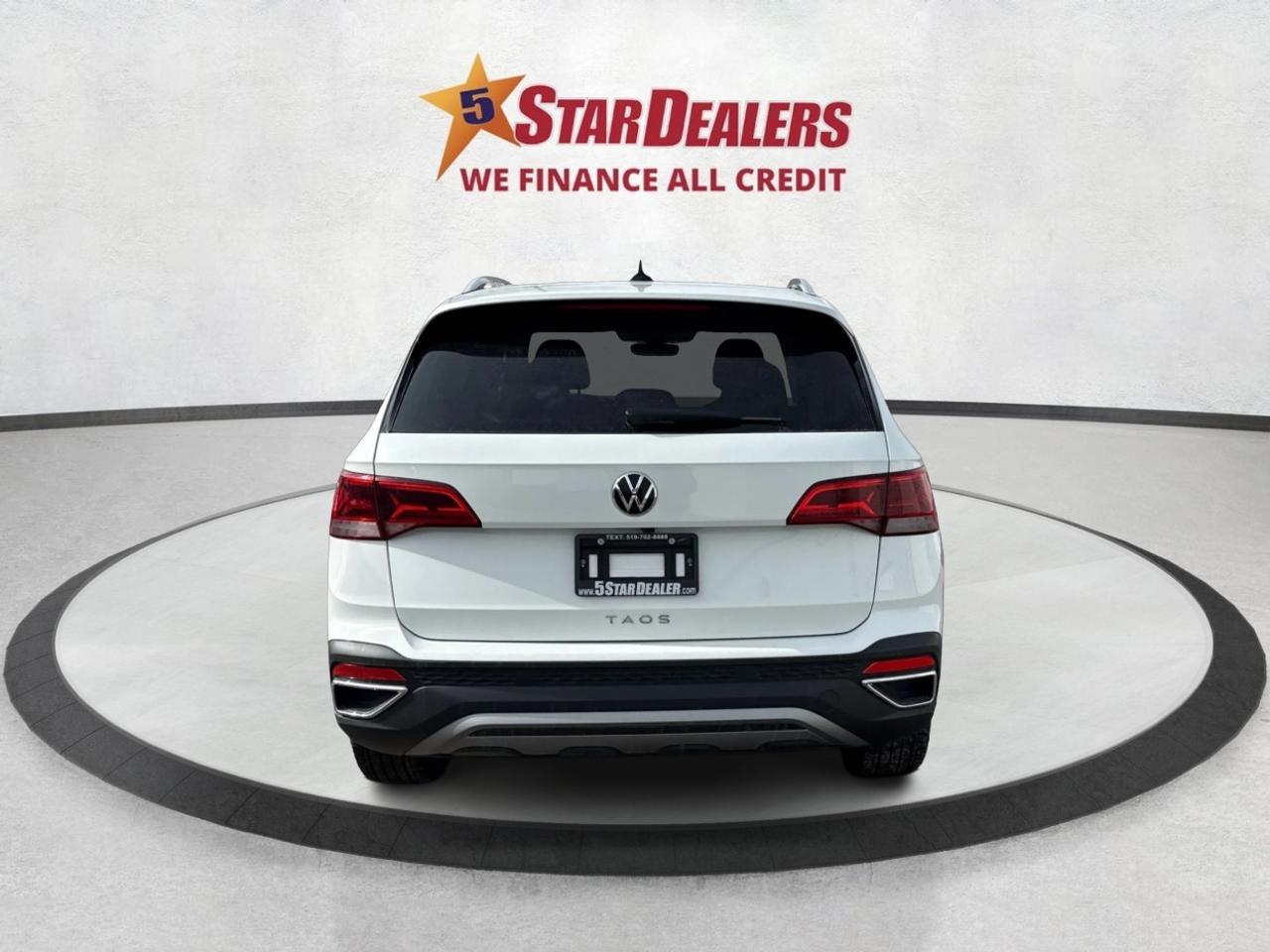 2024 Volkswagen Taos POWER & HEATED SEATS LOW KMS WE FINANCE ALL CREDIT Photo