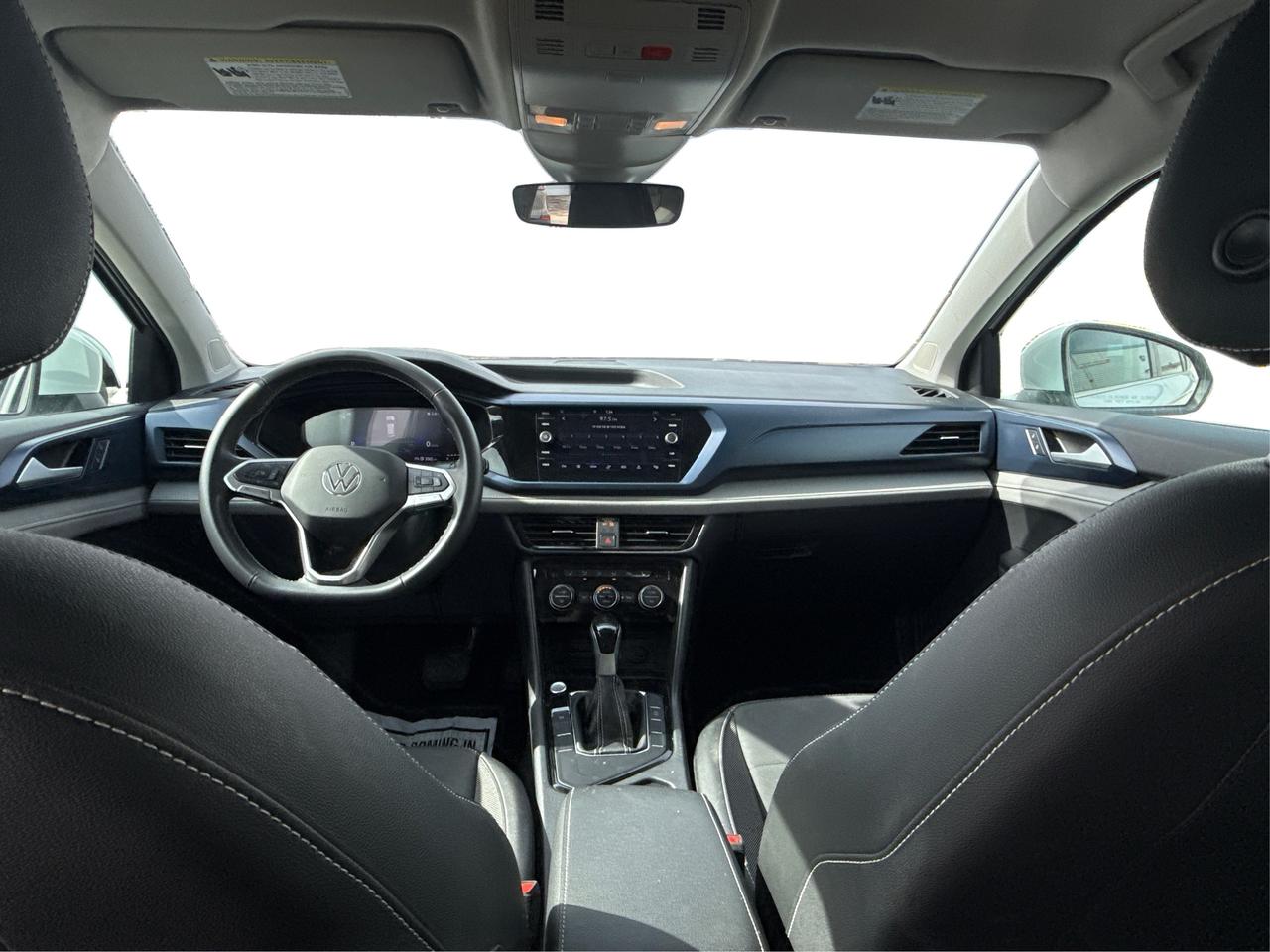 2024 Volkswagen Taos POWER & HEATED SEATS LOW KMS WE FINANCE ALL CREDIT Photo