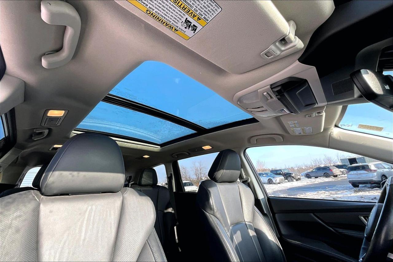 2024 Subaru ASCENT LIMITED 7-PASS AWD   SUNROOF   LEATHER   TOW HITCH Photo4