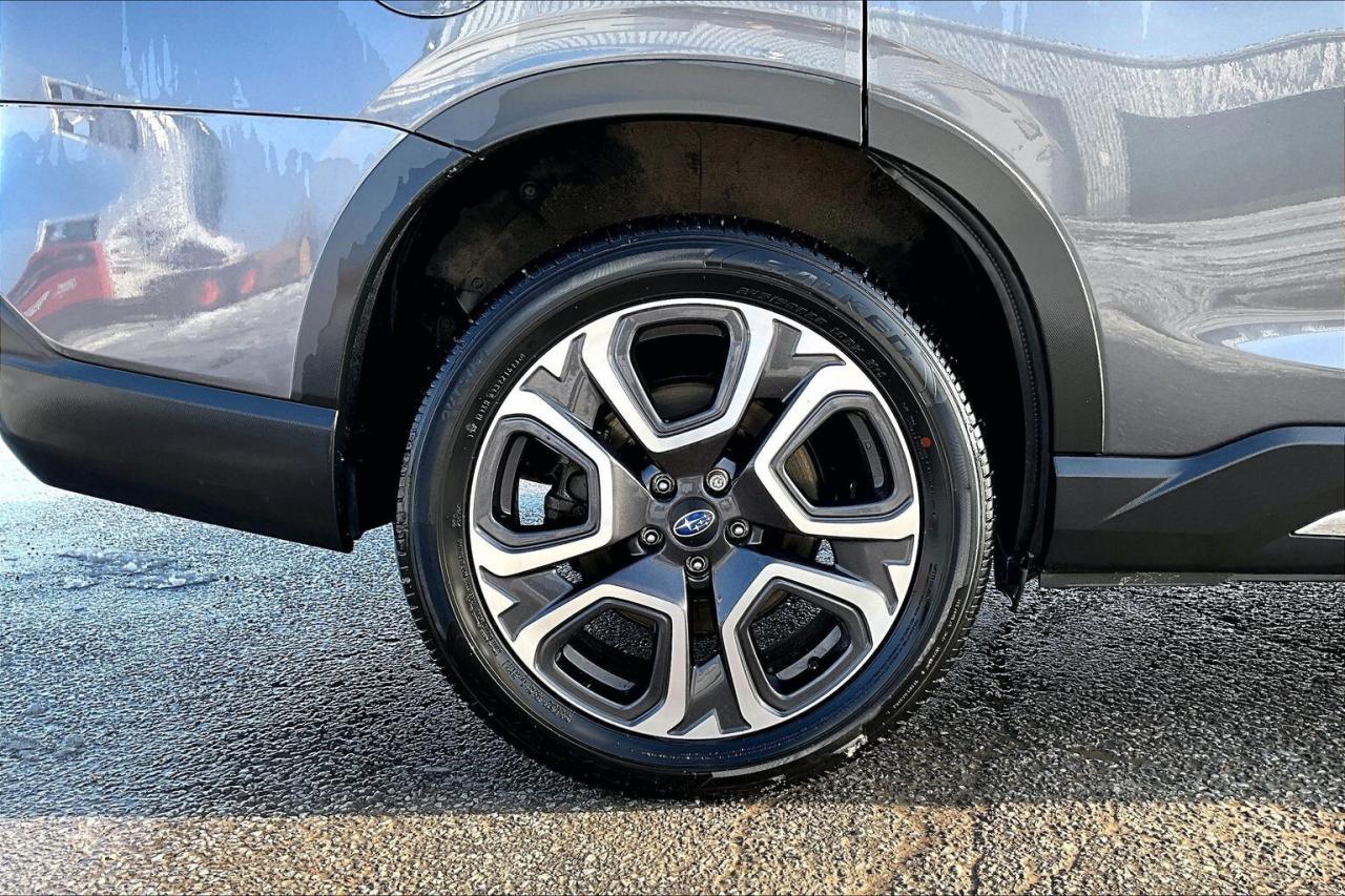 2024 Subaru ASCENT LIMITED 7-PASS AWD   SUNROOF   LEATHER   TOW HITCH Photo