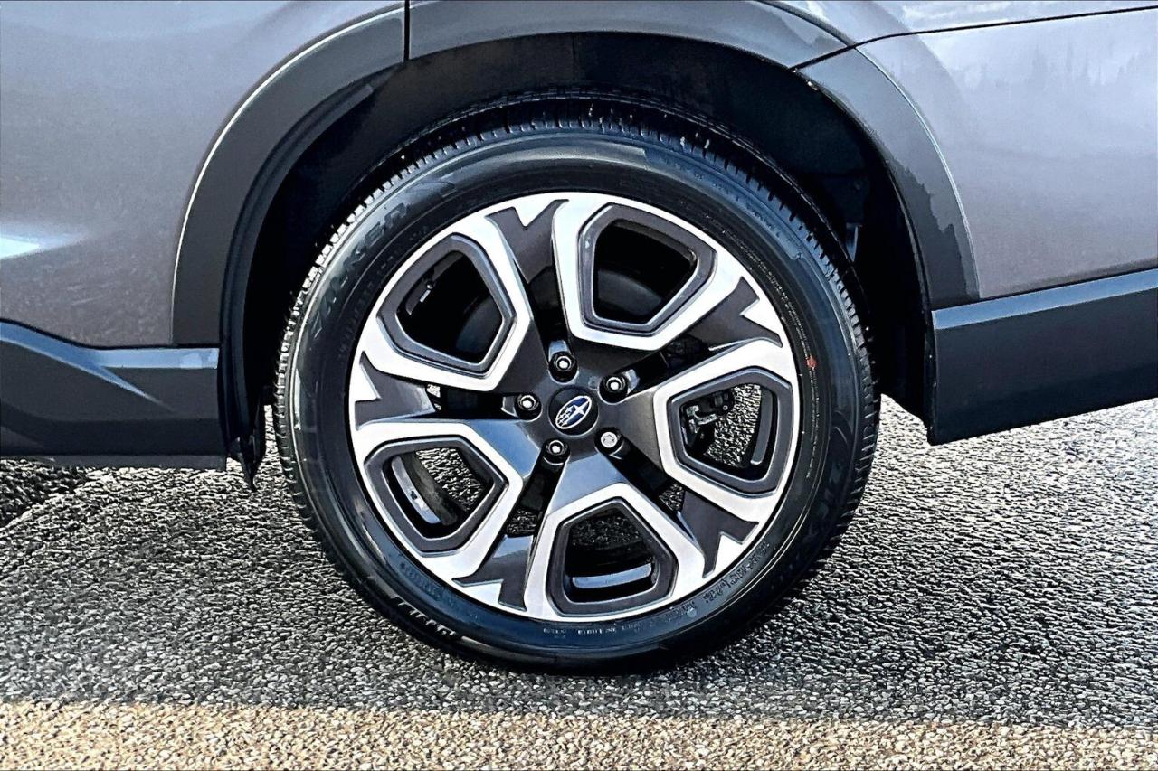 2024 Subaru ASCENT LIMITED 7-PASS AWD   SUNROOF   LEATHER   TOW HITCH Photo