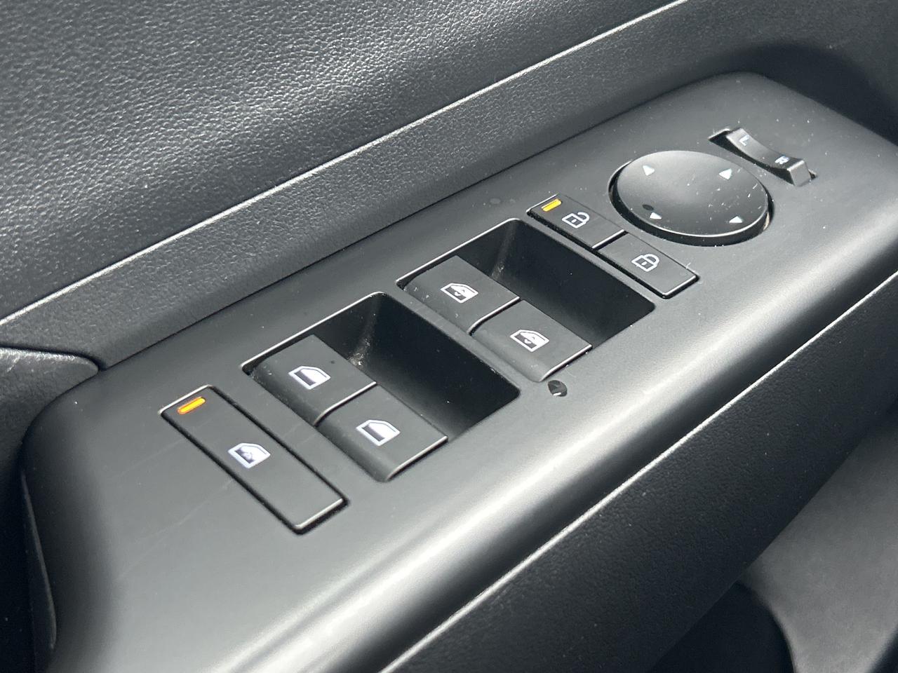 2024 Hyundai KONA 2.0L Preferred AWD   Heated Seats & Steering Wheel Photo