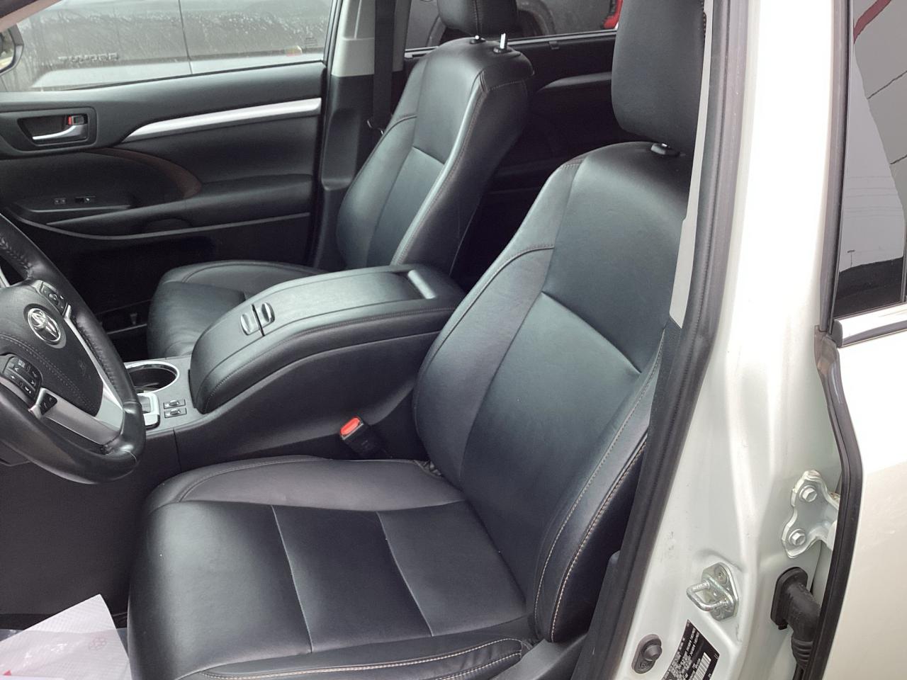 2019 Toyota Highlander AWD XLE Photo