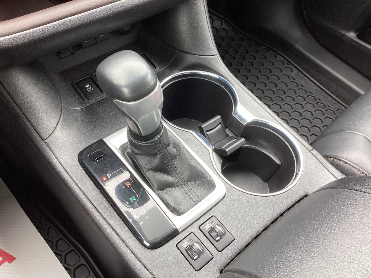 2019 Toyota Highlander AWD XLE Photo