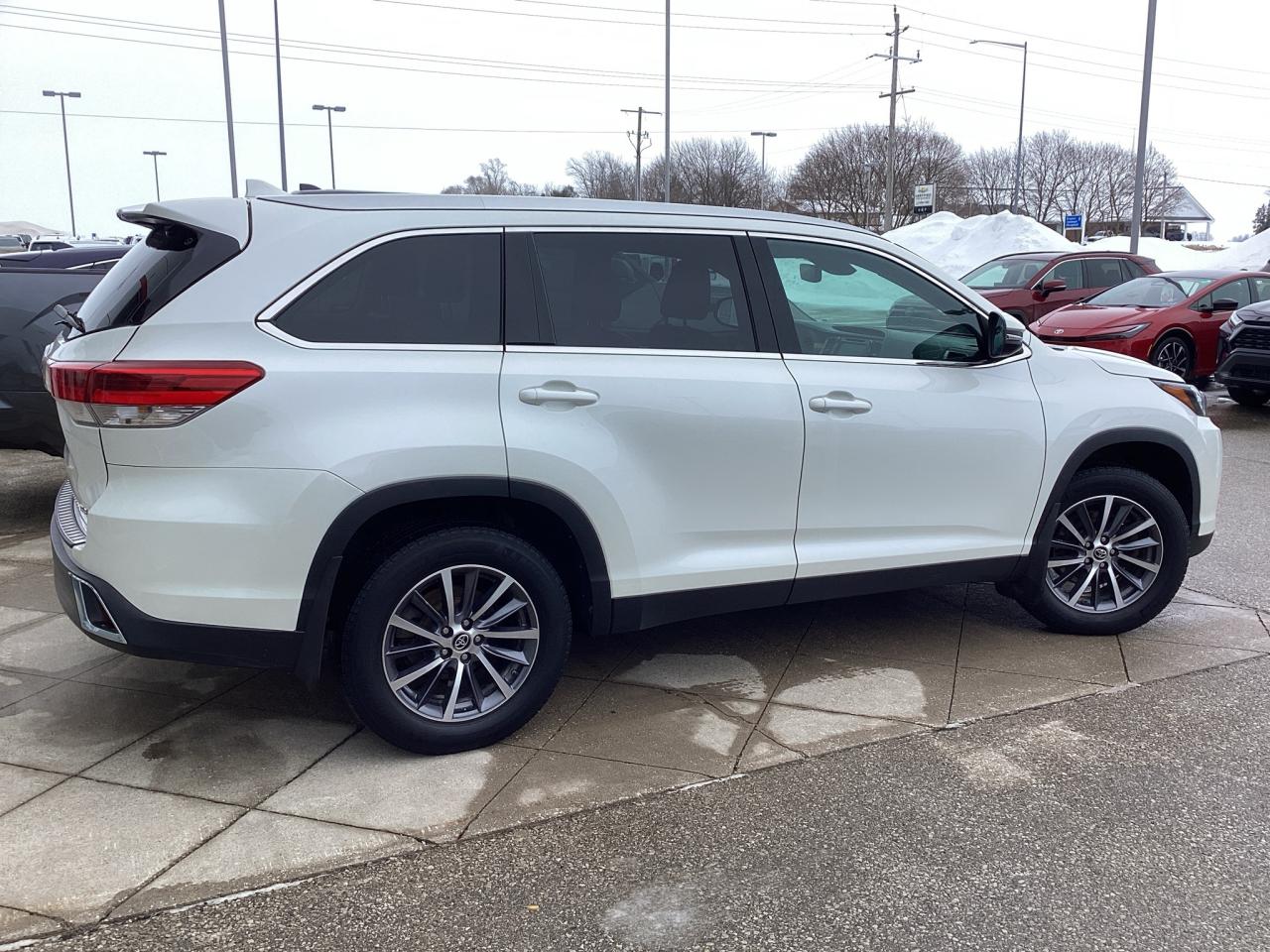 2019 Toyota Highlander AWD XLE Photo