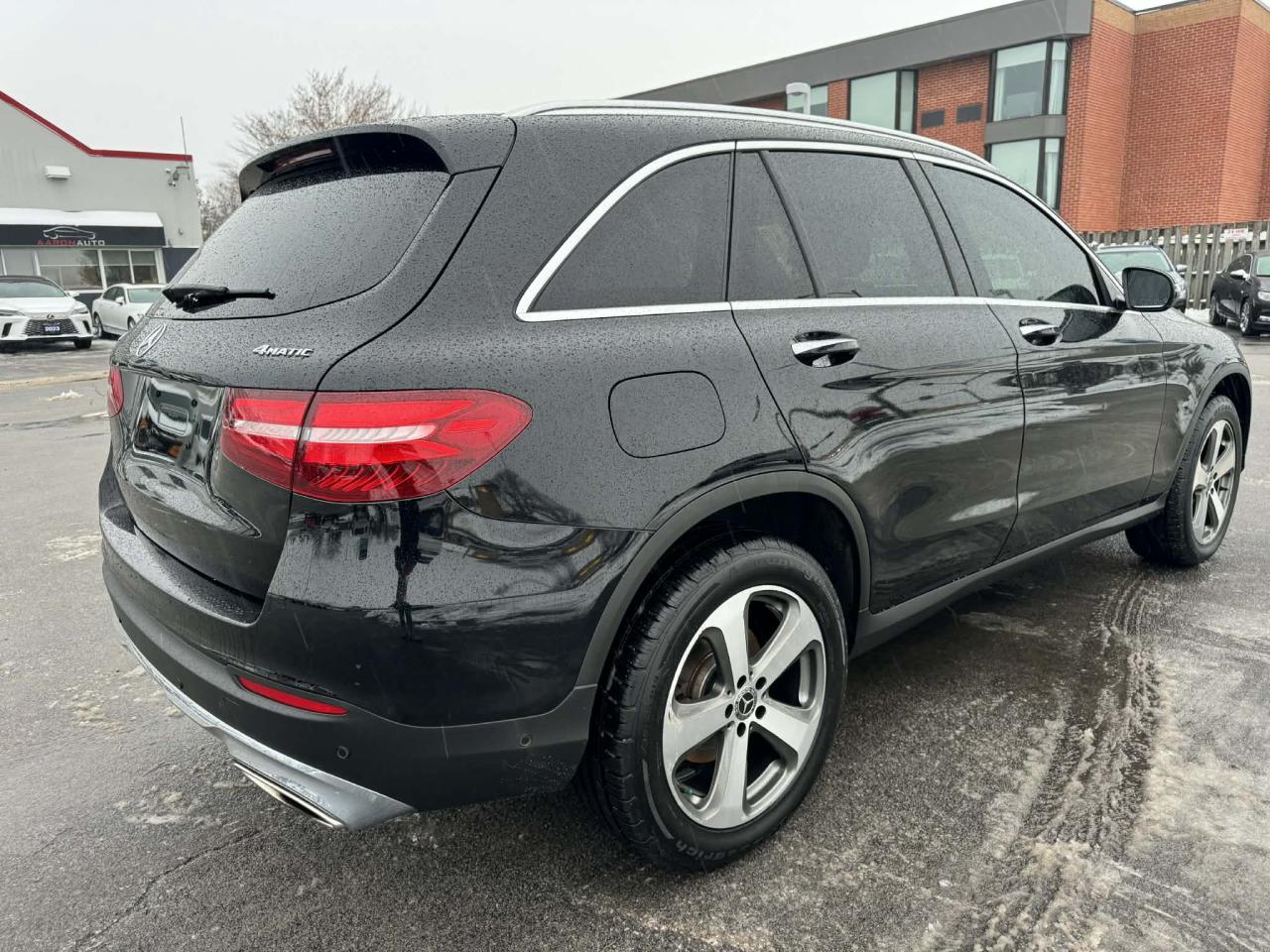 2019 Mercedes-Benz GLC GLC 300 4MATIC SUV Photo4