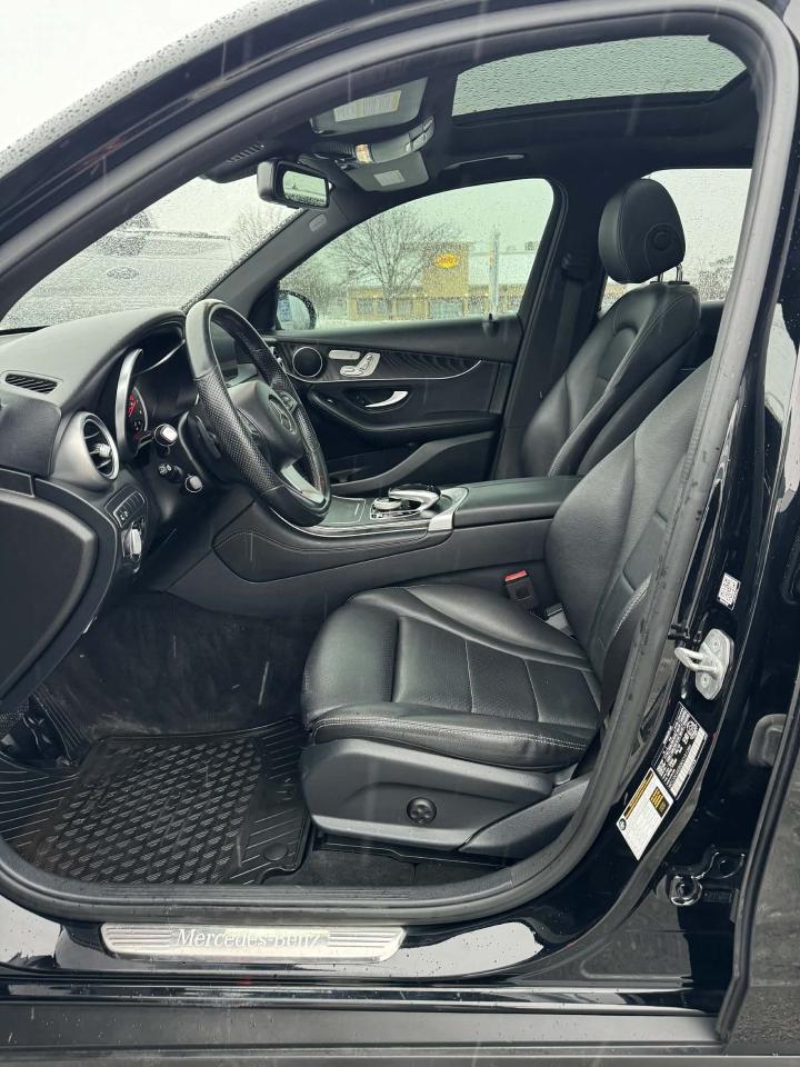2019 Mercedes-Benz GLC GLC 300 4MATIC SUV Photo
