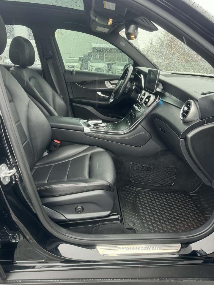 2019 Mercedes-Benz GLC GLC 300 4MATIC SUV Photo