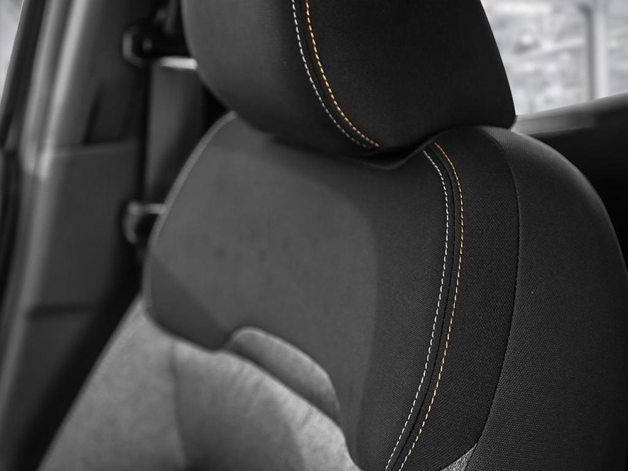 2025 Nissan Kicks SV Photo