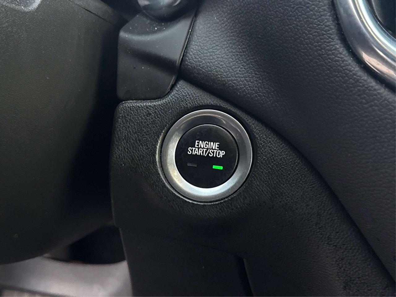 2023 Chevrolet Equinox AWD POWER & HEATED SEATS WE FINANCE ALL CREDIT! Photo