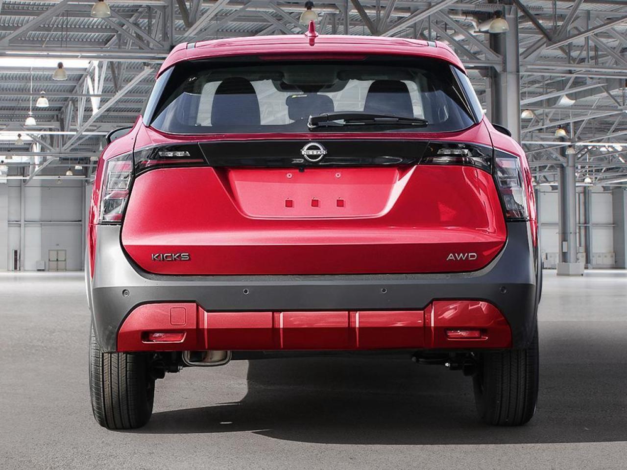 2025 Nissan Kicks S Photo