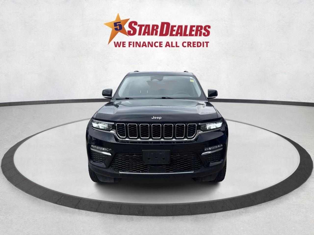 2023 Jeep Grand Cherokee NAV LEATHER HEATED SEATS! WE FINANCE ALL CREDIT! Photo