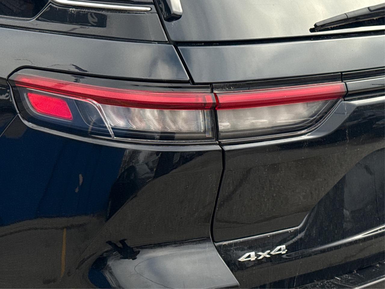 2023 Jeep Grand Cherokee NAV LEATHER HEATED SEATS! WE FINANCE ALL CREDIT! Photo