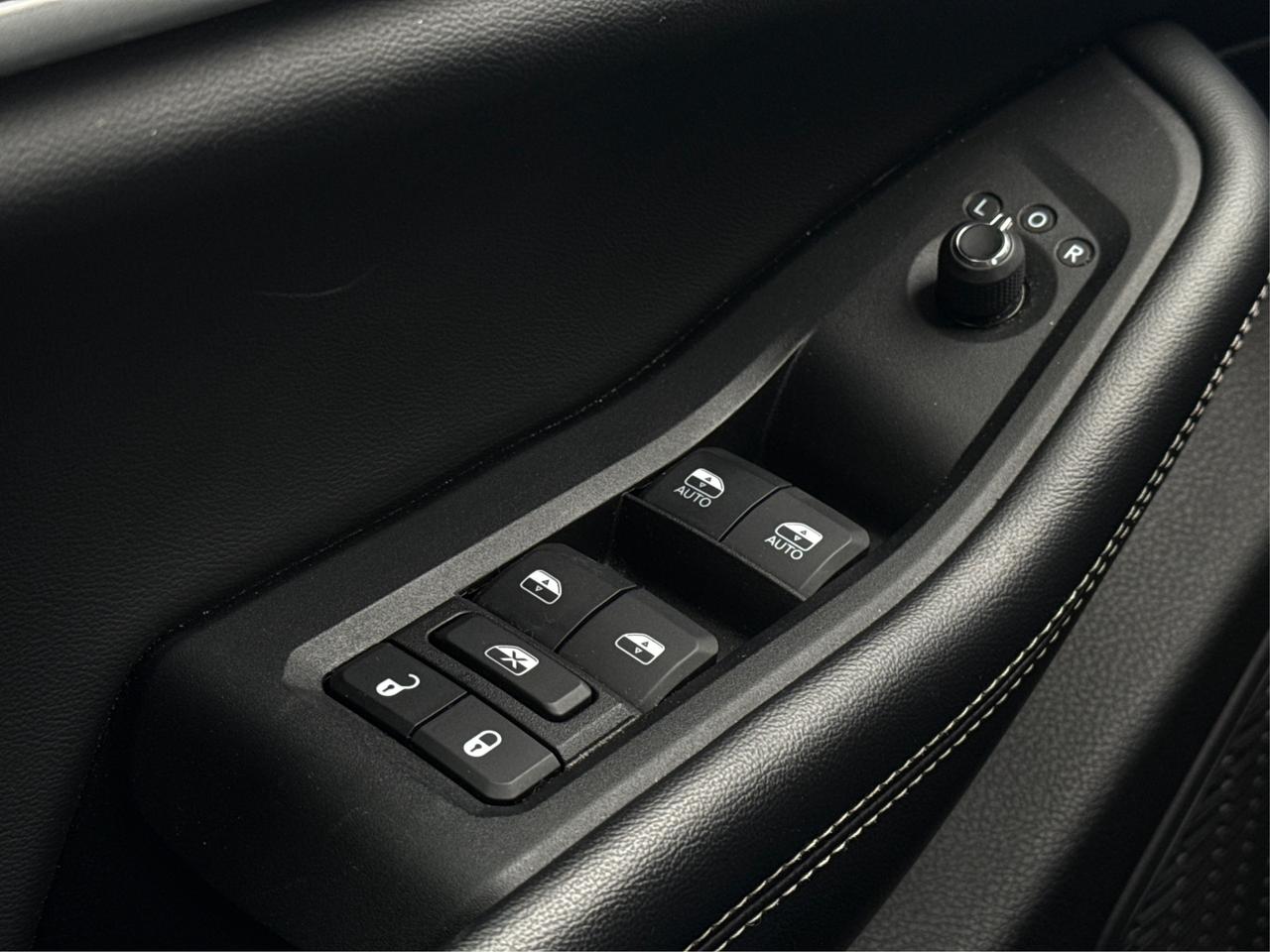 2023 Jeep Grand Cherokee NAV LEATHER HEATED SEATS! WE FINANCE ALL CREDIT! Photo