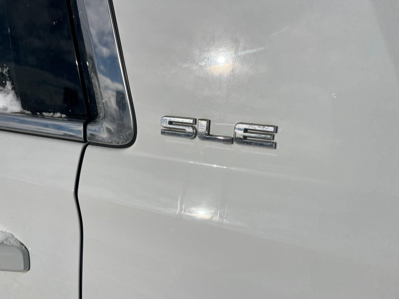 2017 GMC Yukon SLESLE, 5.3L V8, 4X4, ALLOYS, 7-PASSENGER, SNOWS, Photo