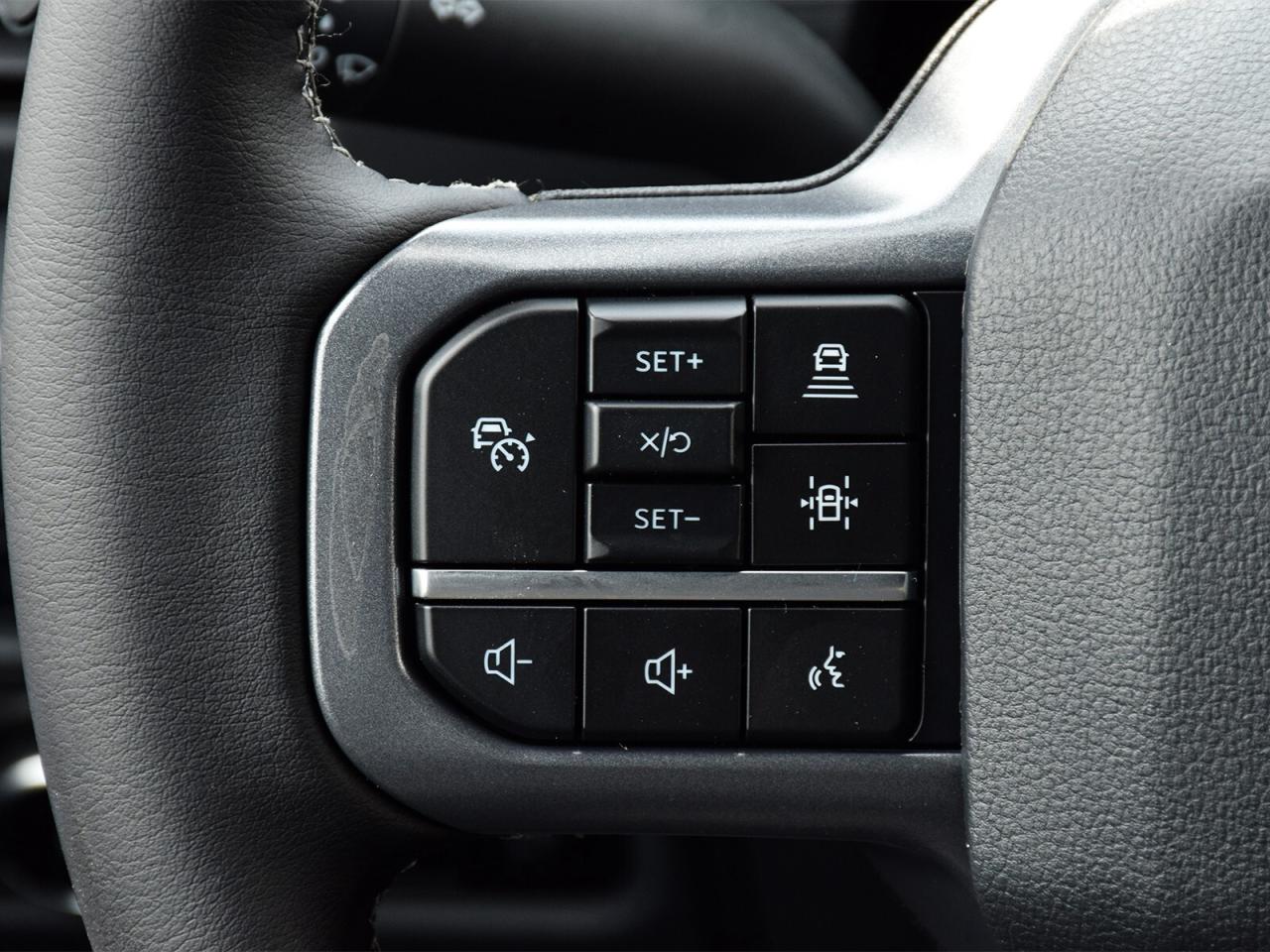 2025 Ford F-150 XLT 4WD SuperCrew 5.5' Box Photo