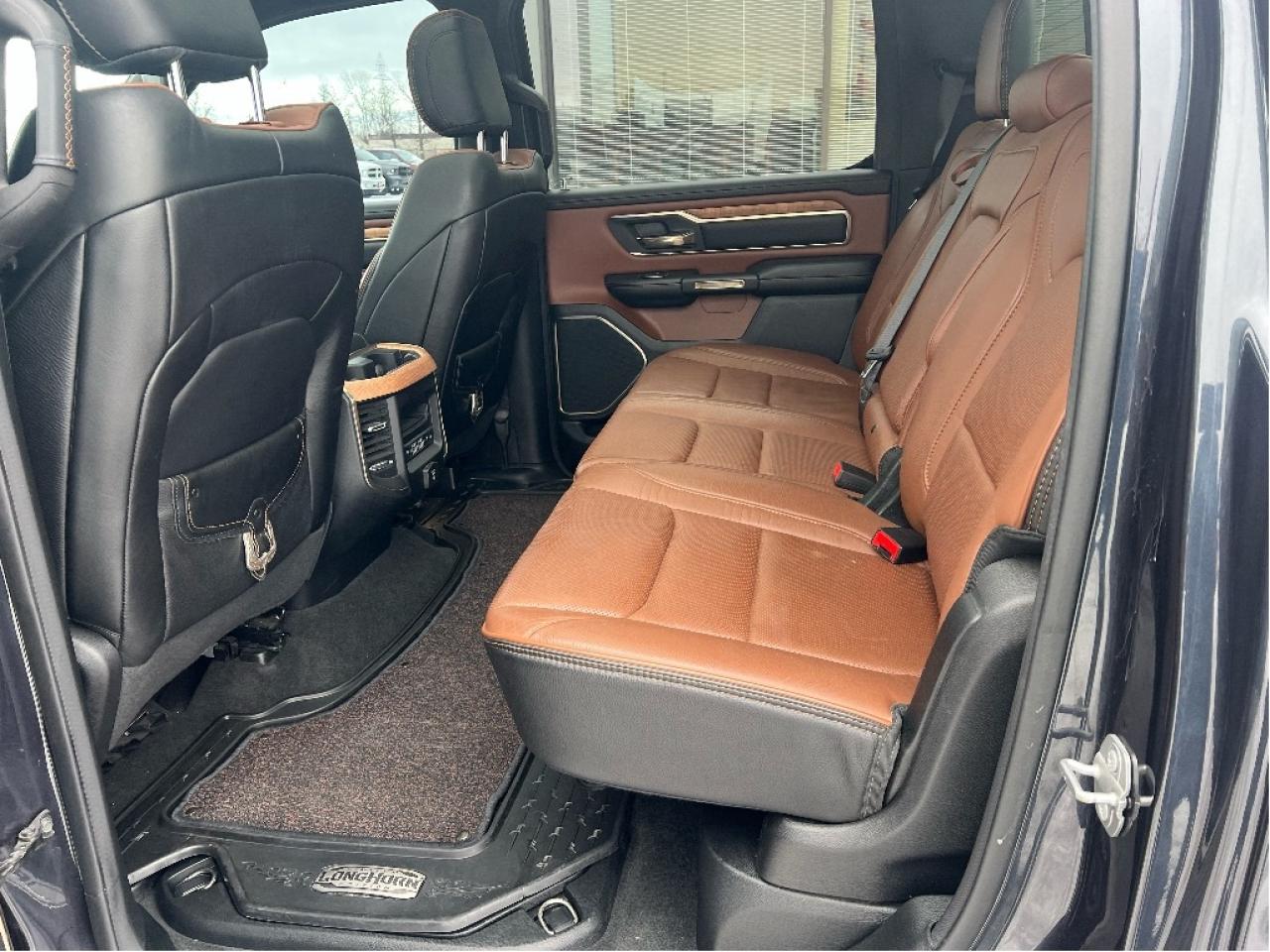 2021 RAM 1500 Longhorn Crew 4x4 V8 *LTHR *NAVI *SUN *MAX TOW Photo