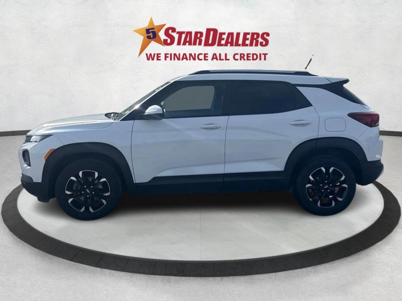 2023 Chevrolet TrailBlazer AWD HEATED SEATS REMOTE START WE FINANCE ALL CREDT Photo3