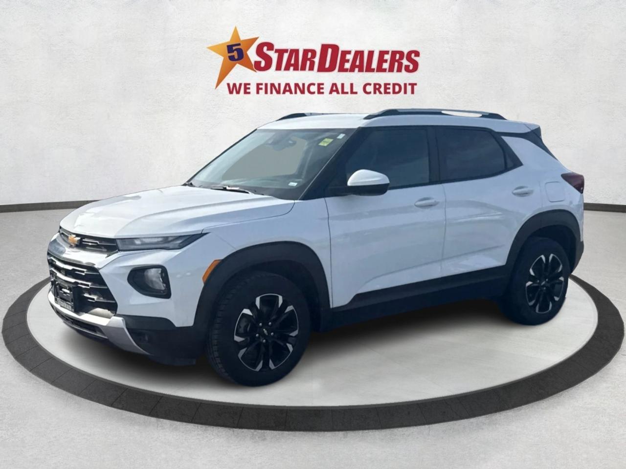2023 Chevrolet TrailBlazer AWD HEATED SEATS REMOTE START WE FINANCE ALL CREDT Photo