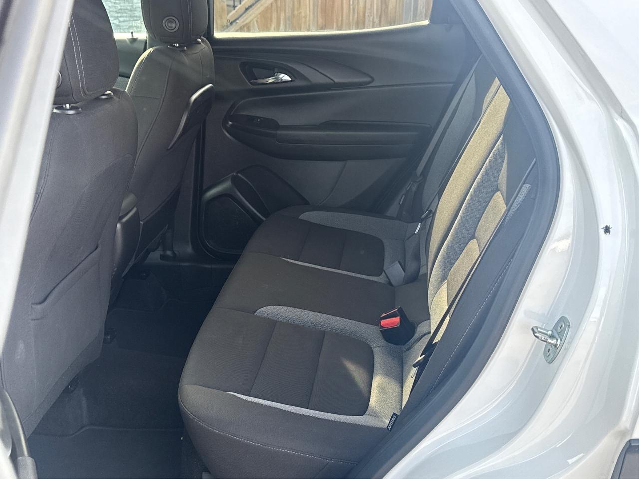 2023 Chevrolet TrailBlazer AWD HEATED SEATS REMOTE START WE FINANCE ALL CREDT Photo